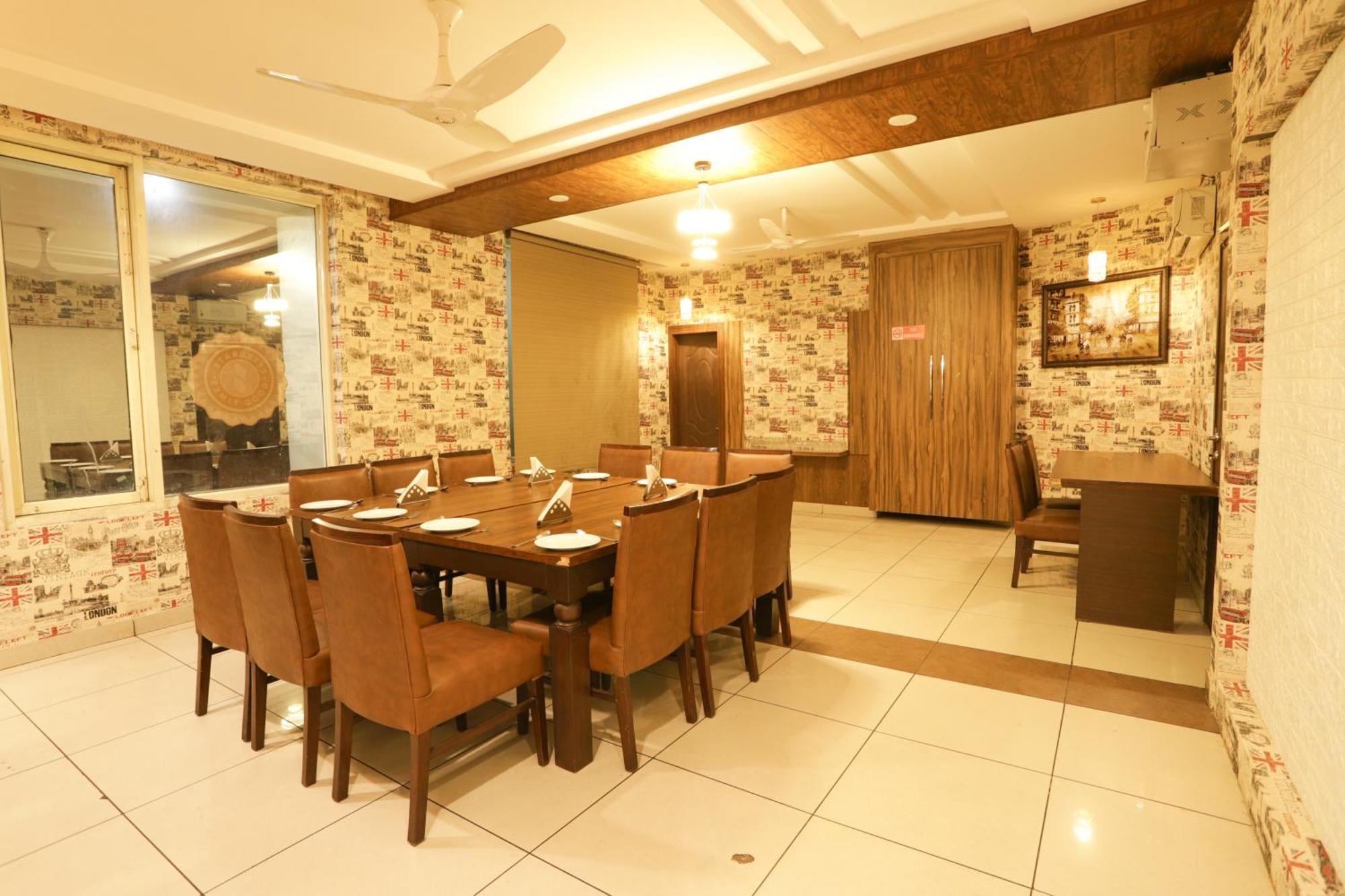 Hotel Razia Inn Hisār 外观 照片