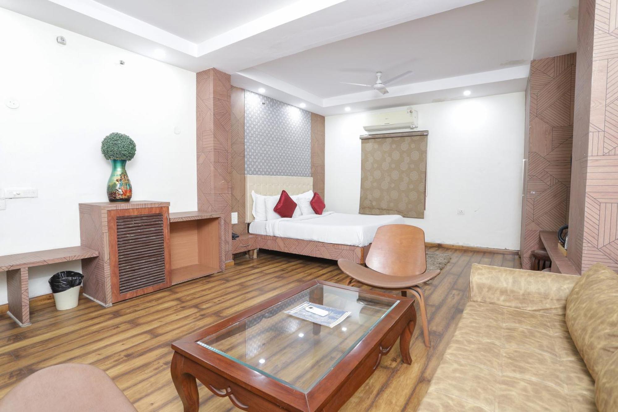 Hotel Razia Inn Hisār 外观 照片