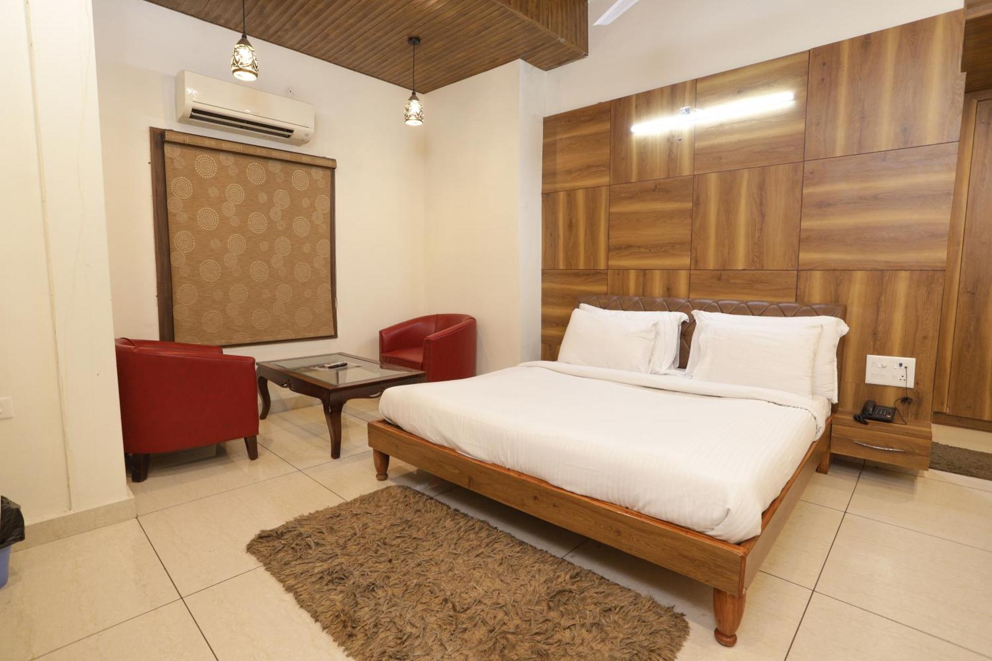 Hotel Razia Inn Hisār 外观 照片