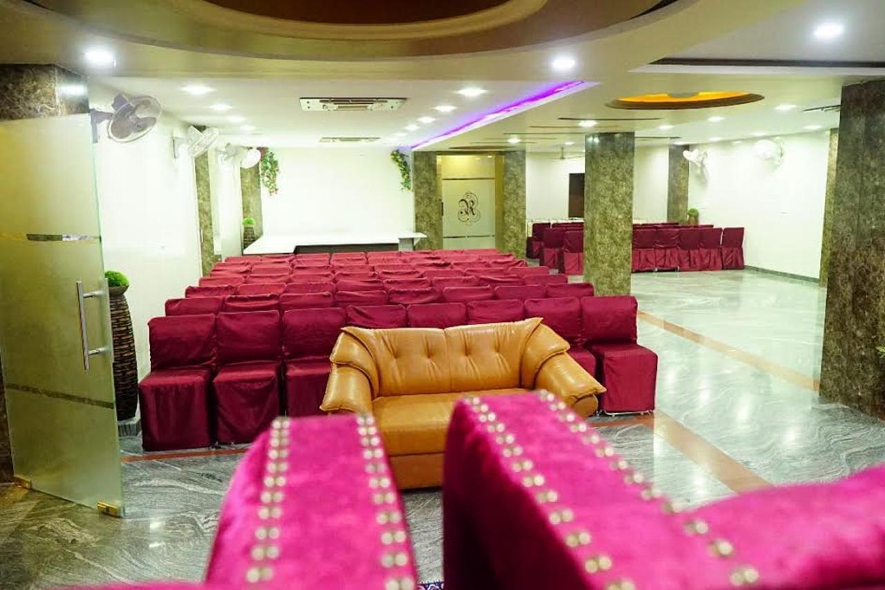 Hotel Razia Inn Hisār 外观 照片